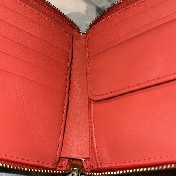 COACH Coral Crosshatch Leather Wallet Pristine - Picture 11 of 16